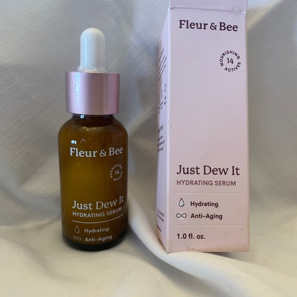 Fleur And Bee Just Dew It